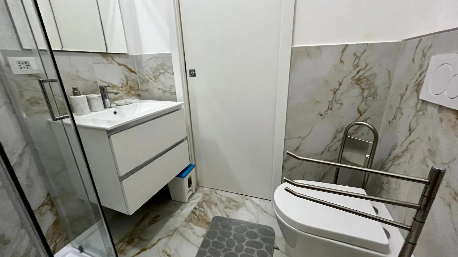Kiro House Apartment San Pietro in Casale